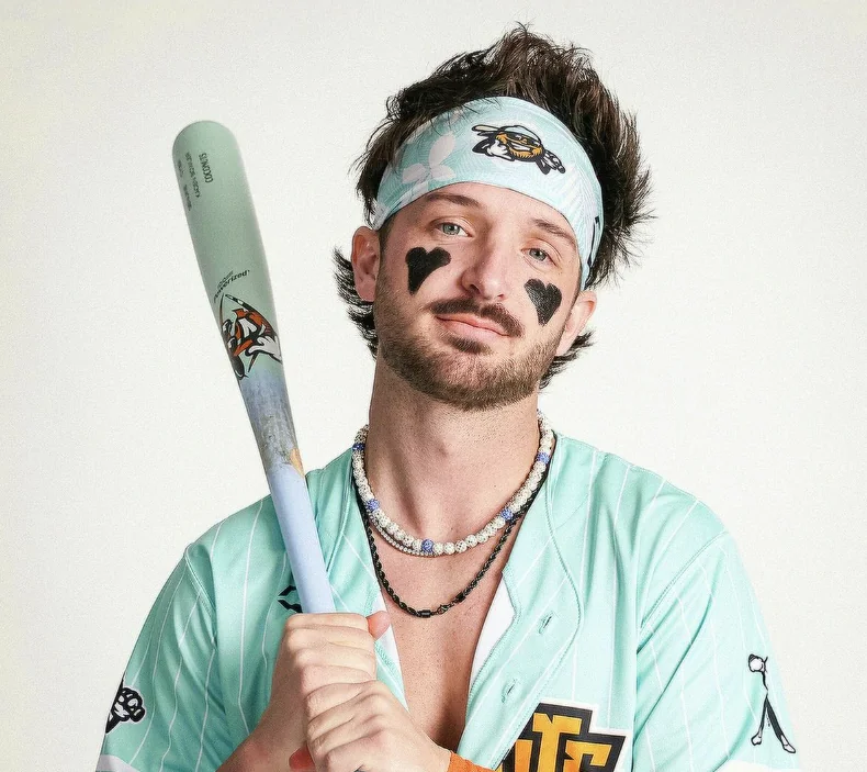 Kaden Bowler Loco Beach Coconuts roster photo